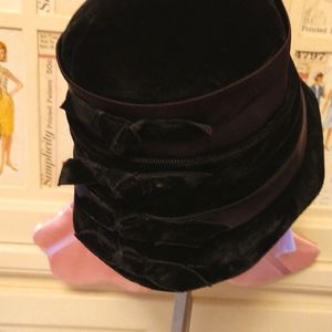 Black velvet vintage hat